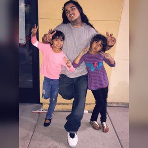 Meet your Posher, Juan